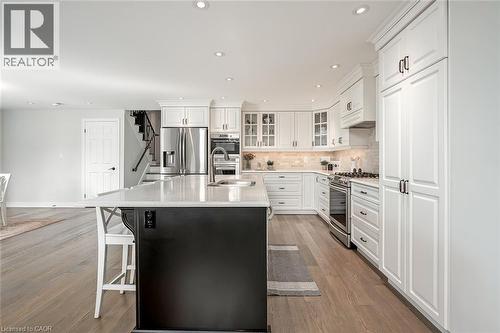 3270 Spruce Avenue, Burlington, ON 