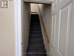 Apt 3 (east side upper level) - 