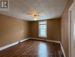 Apt 3 (east side upper level) - 