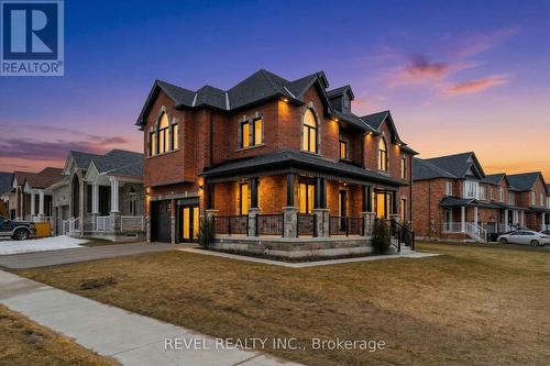 51 WOOD CRESCENT  Essa, ON L3W 0M5