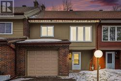 D - 77 GLEN PARK DRIVE  Ottawa, ON K1B 3Z1