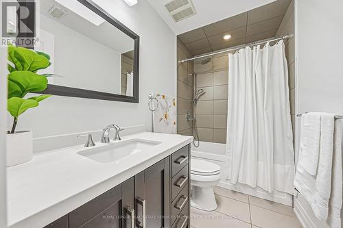 52 Joymar Drive, Mississauga, ON - Indoor Photo Showing Bathroom