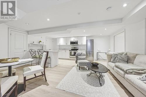 52 Joymar Drive, Mississauga, ON - Indoor Photo Showing Living Room