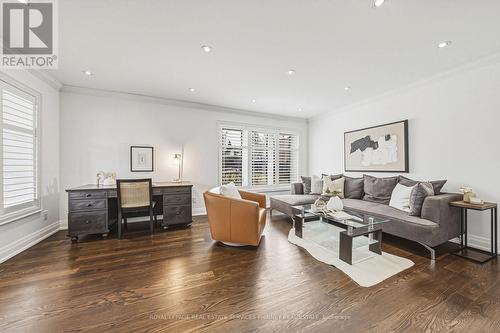 52 Joymar Drive, Mississauga, ON - Indoor Photo Showing Living Room