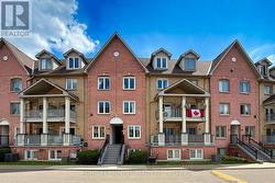 814 - 75 WELDRICK ROAD E  Richmond Hill, ON L4C 0H9