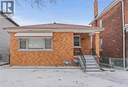 732 CHURCH Unit# UPPER  Windsor, ON N9B 2T7