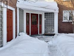 195 RUMBLE AVENUE Richmond Hill, ON L4C 4G5