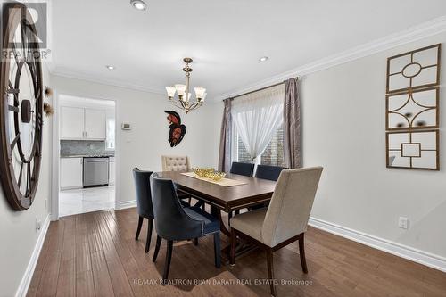 92 Weldrick Road E, Richmond Hill, ON - Indoor Photo Showing Dining Room