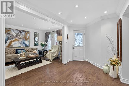 92 Weldrick Road E, Richmond Hill, ON - Indoor