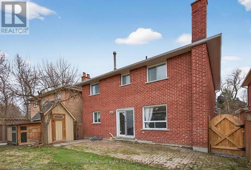 92 Weldrick Road E, Richmond Hill, ON - Outdoor With Exterior