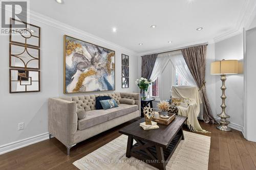 92 Weldrick Road E, Richmond Hill, ON - Indoor