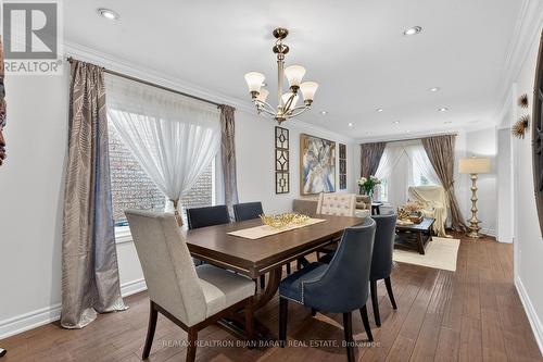 92 Weldrick Road E, Richmond Hill, ON - Indoor Photo Showing Dining Room