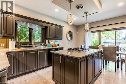 223 Briar Hill Crescent, Ancaster, ON - Indoor Photo Showing Kitchen