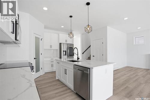 139 Sharma Lane, Saskatoon, SK - Indoor Photo Showing Kitchen With Upgraded Kitchen