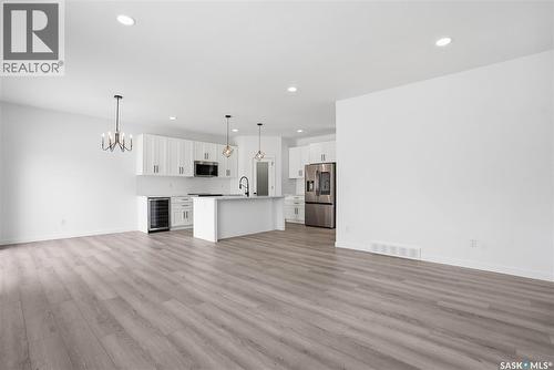 139 Sharma Lane, Saskatoon, SK - Indoor Photo Showing Kitchen With Upgraded Kitchen