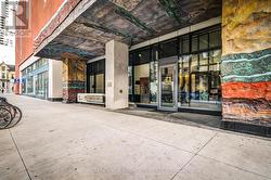 2004 - 21 WIDMER STREET  Toronto, ON M5V 0B8