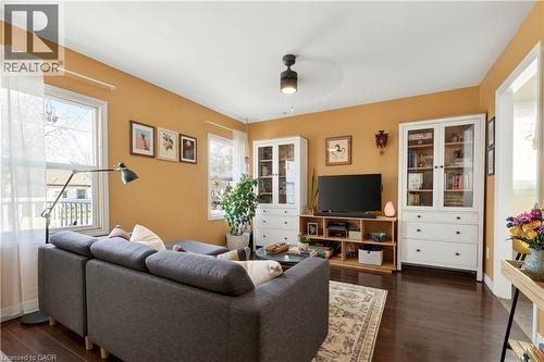 364 Tragina Avenue N, Hamilton, ON - Indoor