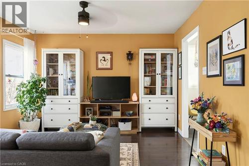364 Tragina Avenue N, Hamilton, ON - Indoor