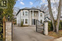 1379 REBECCA Street Oakville, ON L6L 1Z3
