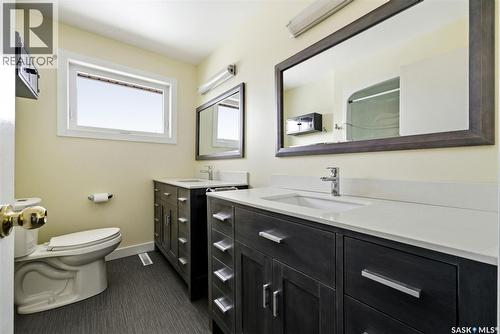 166 Deergrove Crescent, Regina, SK - Indoor Photo Showing Bathroom