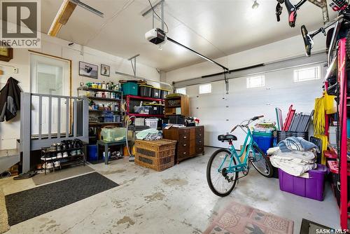 166 Deergrove Crescent, Regina, SK - Indoor Photo Showing Garage