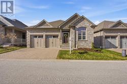 26 - 725 EAGLETRACE DRIVE  London North (North R), ON N6G 0J7