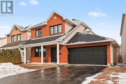 6020 LONGLEAF DRIVE  Ottawa, ON K1W 1J2