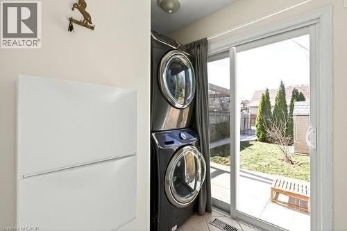 87 East Avenue N, Hamilton, ON - Indoor Photo Showing Laundry Room