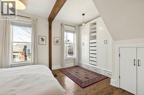87 East Avenue N, Hamilton, ON - Indoor Photo Showing Bedroom