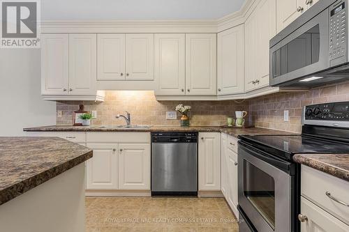 48 - 605 Welland Avenue, St. Catharines (Carlton/Bunting), ON - Indoor Photo Showing Kitchen