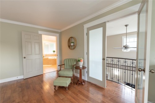 885 Pratt Rd, Mill Bay, BC 