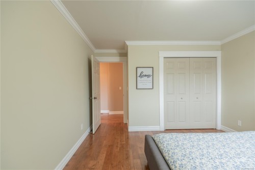 885 Pratt Rd, Mill Bay, BC 