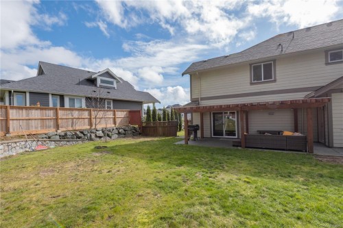 885 Pratt Rd, Mill Bay, BC 