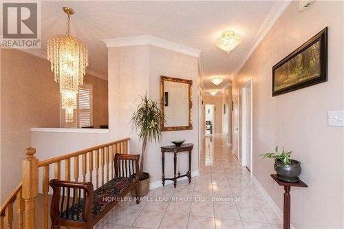 694 Gypsy Fly Crescent, Mississauga, ON - Indoor Photo Showing Other Room
