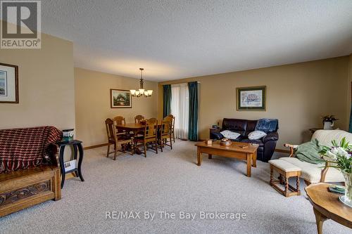 229 Datas Drive E, Clearview (Stayner), ON - Indoor Photo Showing Other Room