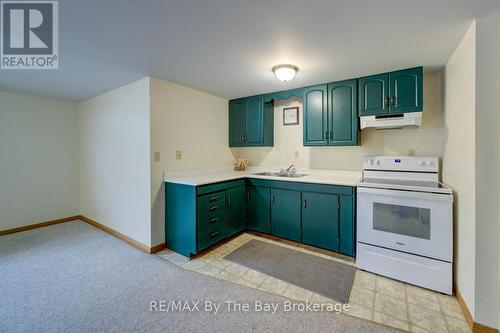 229 Datas Drive E, Clearview (Stayner), ON - Indoor Photo Showing Kitchen With Double Sink