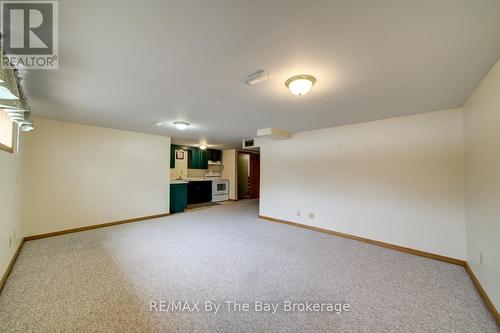 229 Datas Drive E, Clearview (Stayner), ON - Indoor Photo Showing Other Room