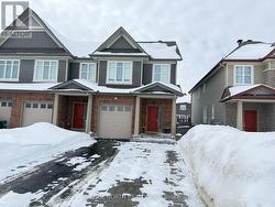 821 CEDAR CREEK DRIVE  Ottawa, ON K1T 0B3