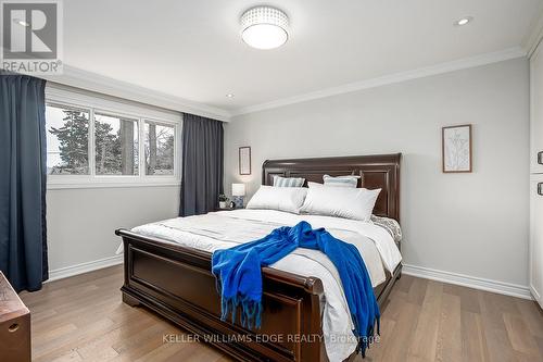 3270 Spruce Avenue, Burlington, ON - Indoor Photo Showing Bedroom