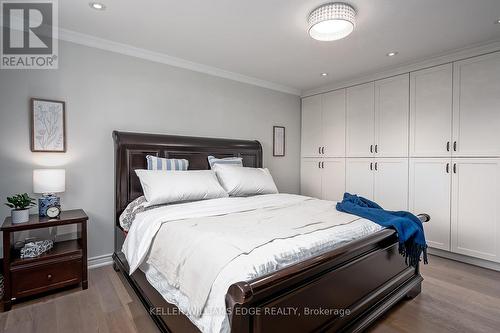 3270 Spruce Avenue, Burlington, ON - Indoor Photo Showing Bedroom