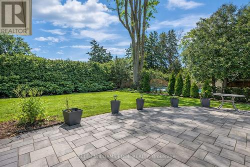 3270 Spruce Avenue, Burlington, ON - Outdoor