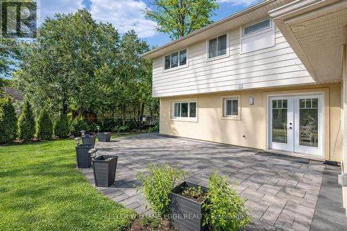 3270 Spruce Avenue, Burlington, ON - Outdoor