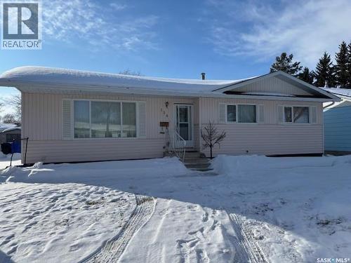 154 Parker Crescent, Canora, SK - Outdoor