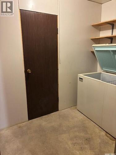 154 Parker Crescent, Canora, SK - Indoor Photo Showing Laundry Room