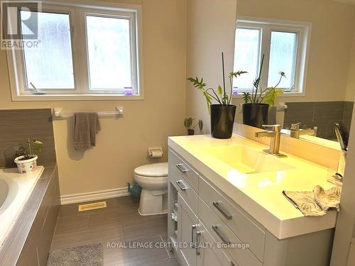 3271 Flagstone Drive, Mississauga, ON 