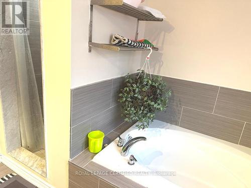 3271 Flagstone Drive, Mississauga, ON 