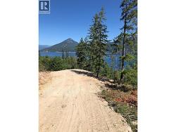 Lot 16 Osprey Point  Arrow Lake, BC V1N 3H3