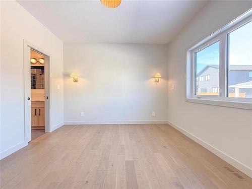 37 Fieldstone Crescent, Brandon, MB - Indoor Photo Showing Other Room