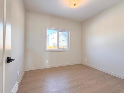 37 Fieldstone Crescent, Brandon, MB - Indoor Photo Showing Other Room