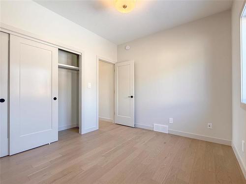 37 Fieldstone Crescent, Brandon, MB - Indoor Photo Showing Other Room